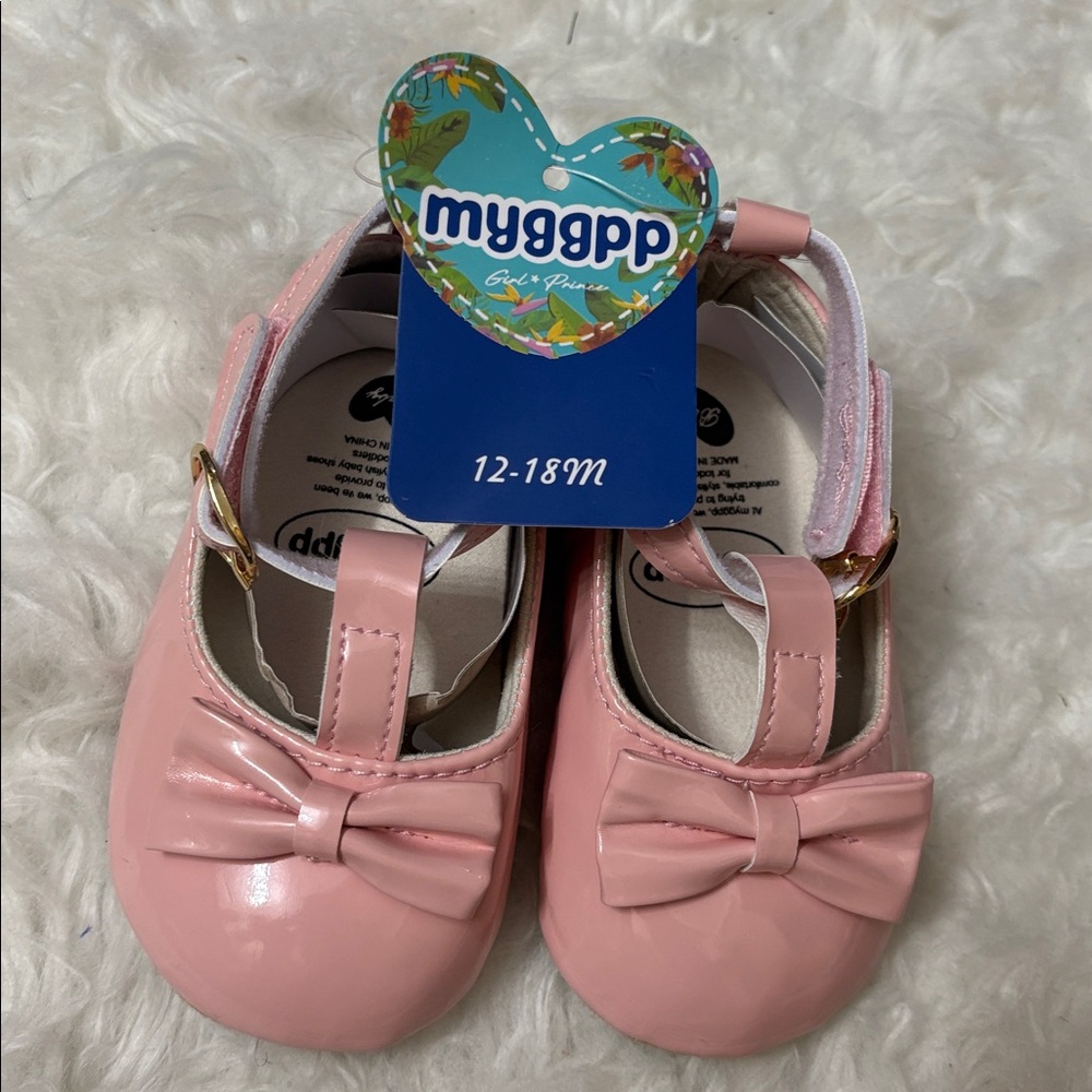 NWT Myggpp Light Pink Bow Toddler Shoes Size 12-18M